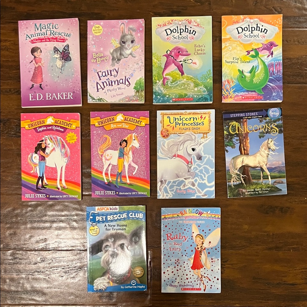 10 Illustrated Chapter Books Appeals to Ages 6-9 yrs old (2nd-3rd Graders) RL2